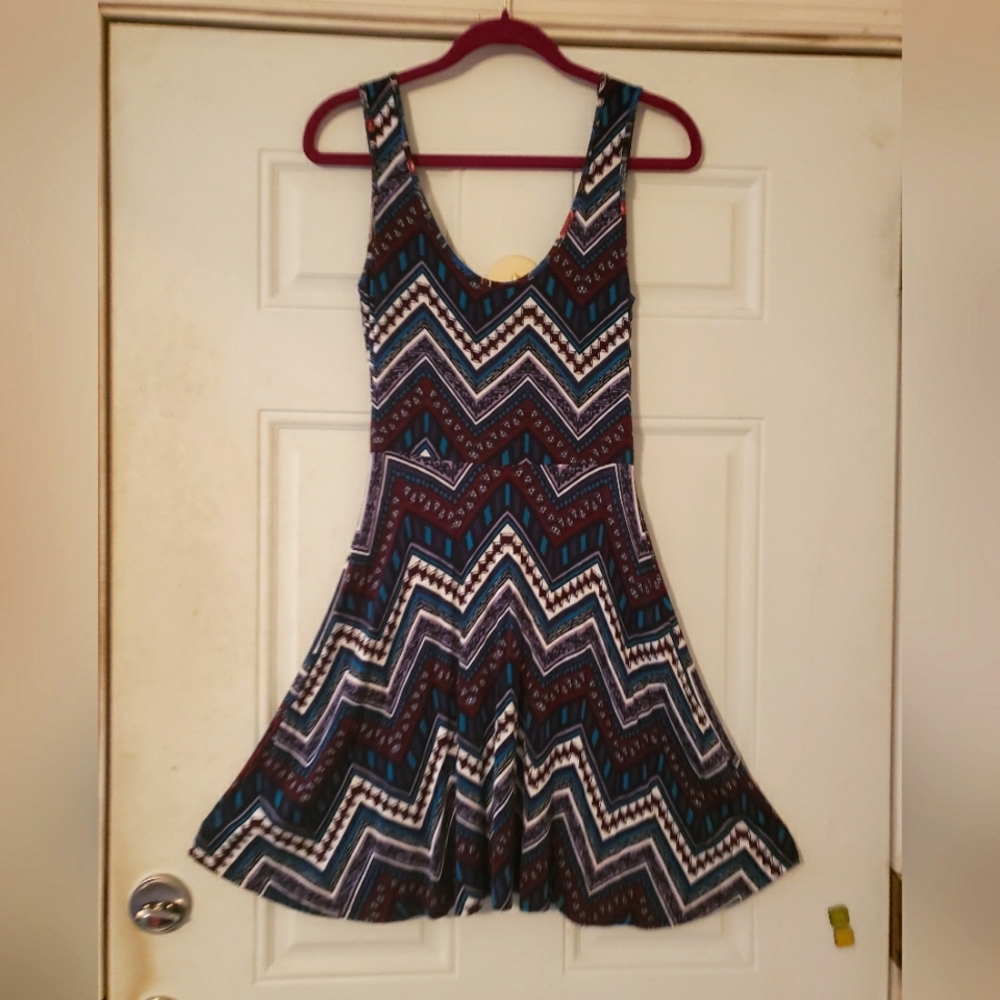 See you Monday Los Angeles juniors Medium sleeveless dress